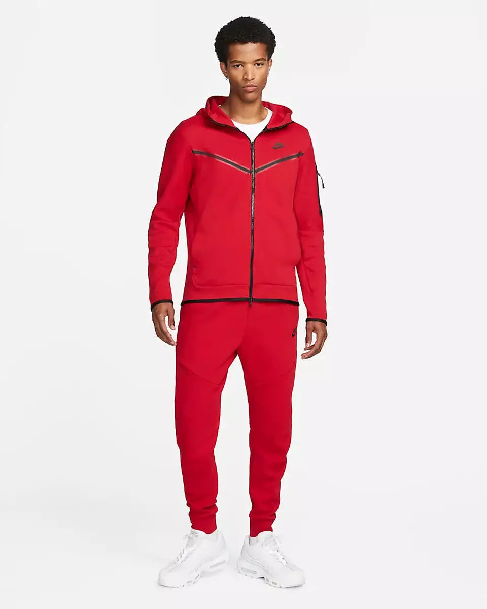 Nike tracksuit best sale mens red