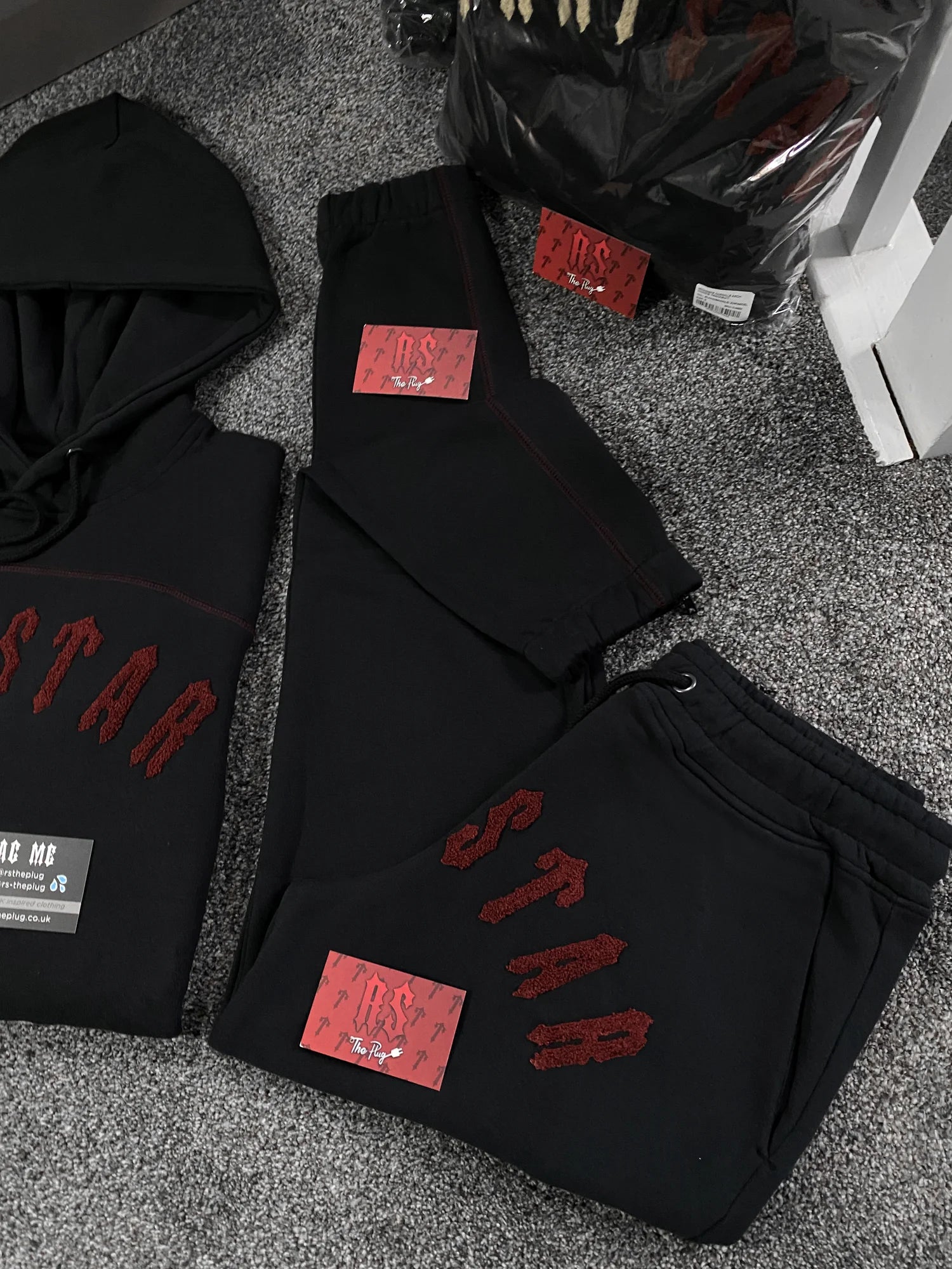 Trapstar Irongate Arch Tracksuit Black Zinfandel