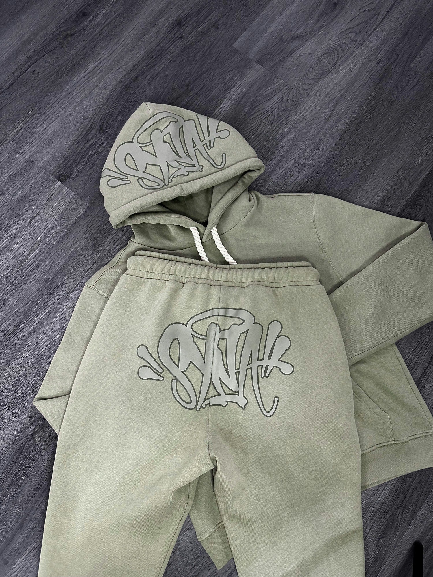 Synaworld 'Syna Logo' Tracksuit Sage