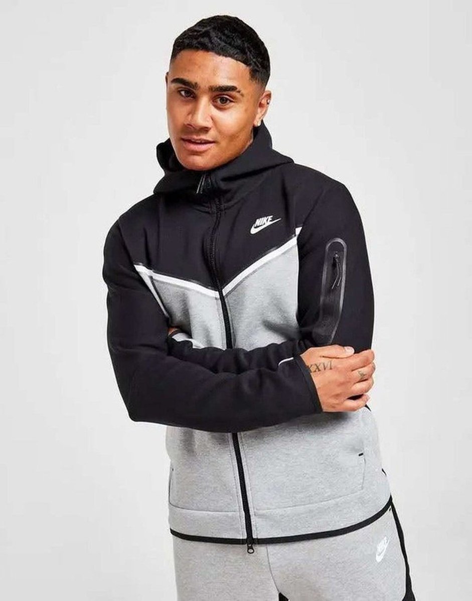 Nike Tech Fleece Tracksuit Grey/Black S22 – RSThePlug
